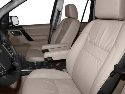 2014 Land Rover LR2 Base