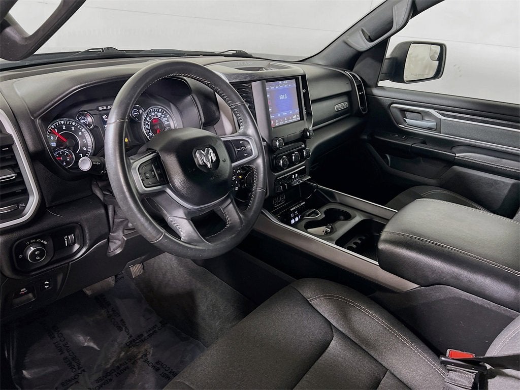 2020 RAM 1500 Big Horn Crew Cab 4x4 5'7" Box