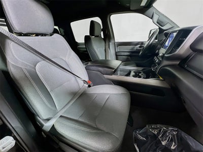 2020 RAM 1500 Big Horn Crew Cab 4x4 5'7" Box