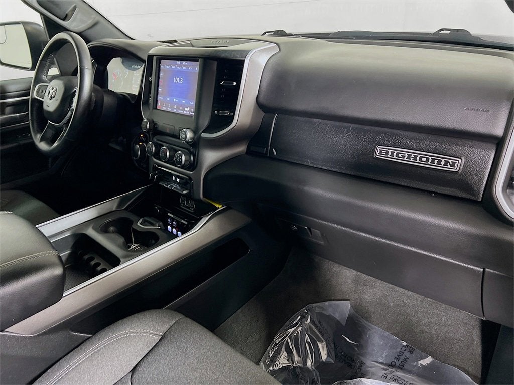 2020 RAM 1500 Big Horn Crew Cab 4x4 5'7" Box