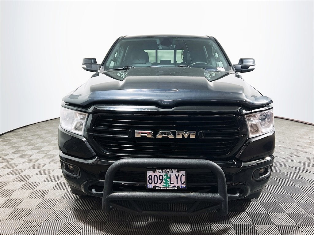 2020 RAM 1500 Big Horn Crew Cab 4x4 5'7" Box