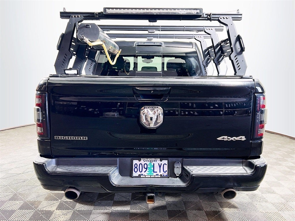 2020 RAM 1500 Big Horn Crew Cab 4x4 5'7" Box