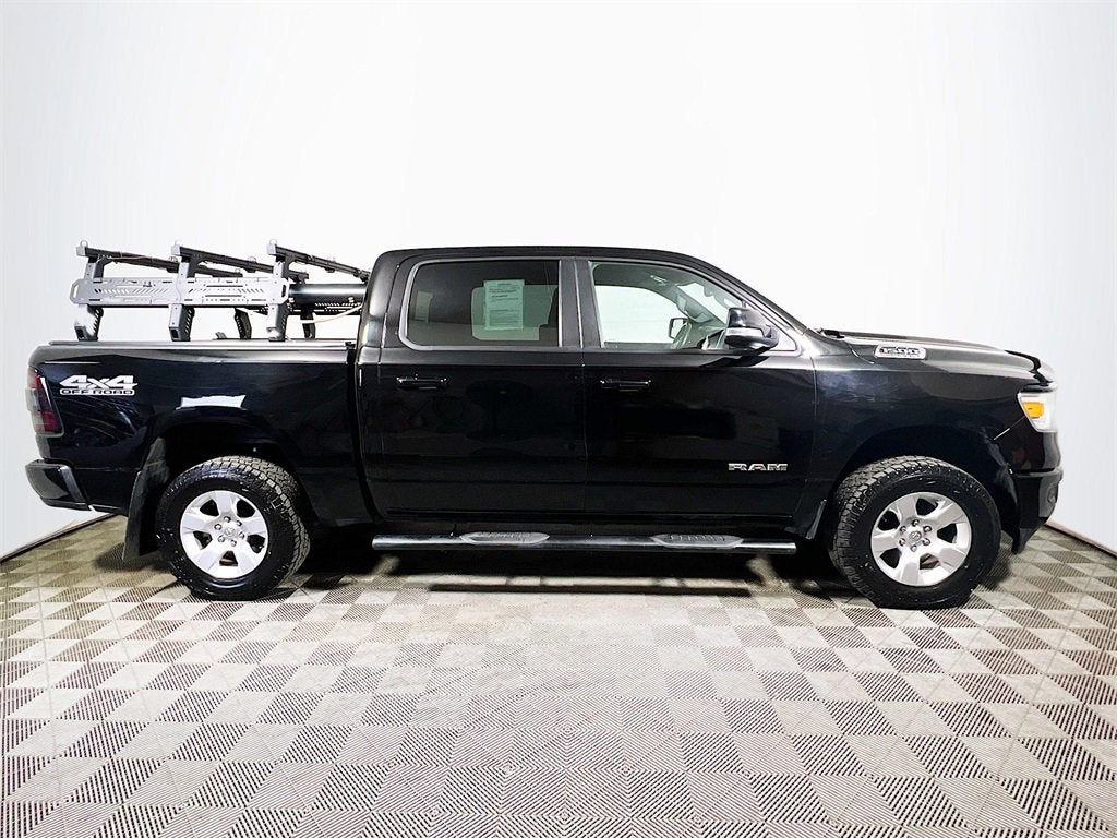 2020 RAM 1500 Big Horn Crew Cab 4x4 5'7" Box