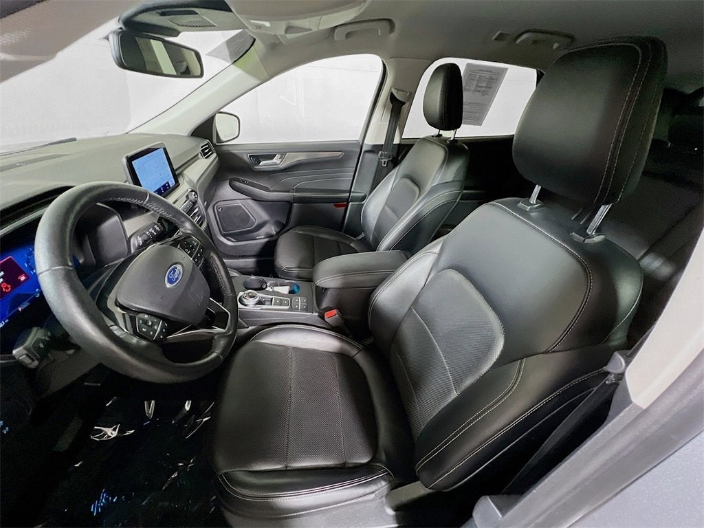 2021 Ford Escape Titanium