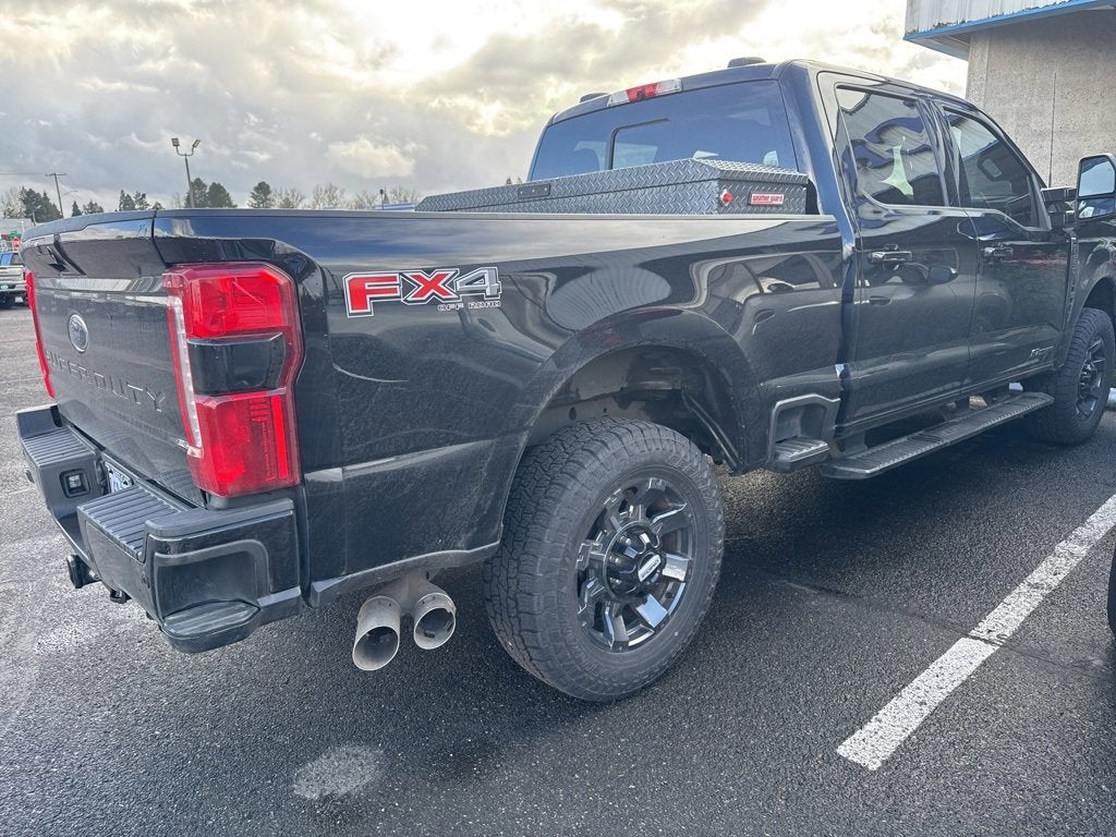 2023 Ford F-250 LARIAT