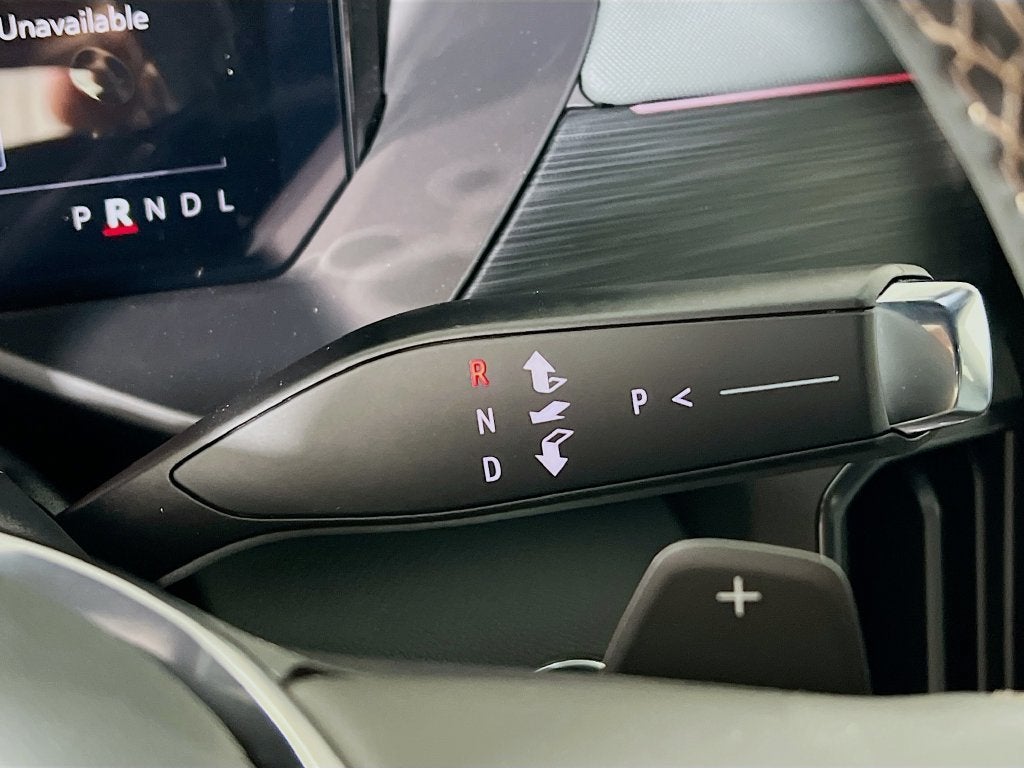 2025 GMC Acadia AT4