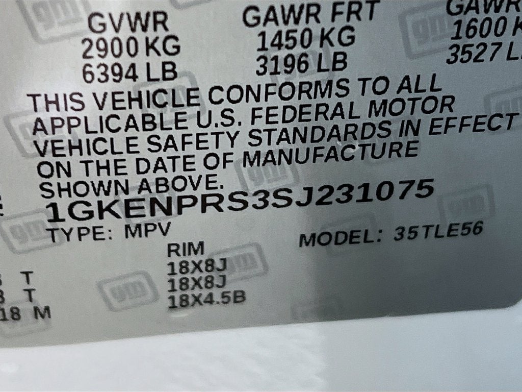 2025 GMC Acadia AT4