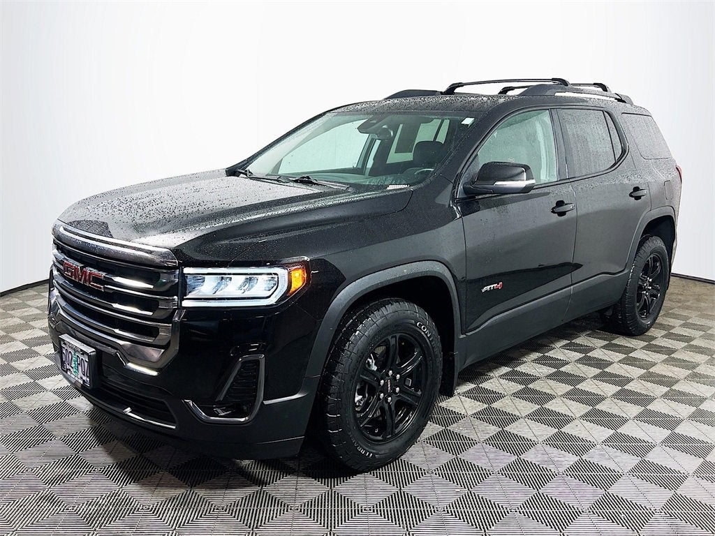 2023 GMC Acadia AT4