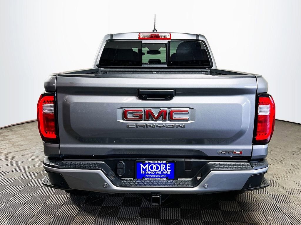 2025 GMC Canyon AT4