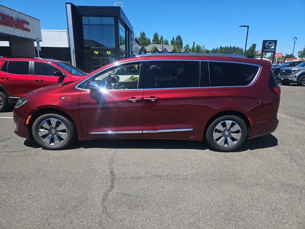 2018 Chrysler Pacifica Hybrid Limited