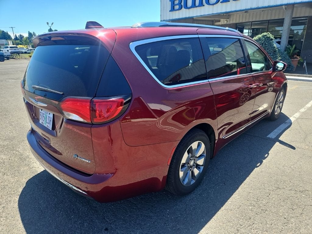 2018 Chrysler Pacifica Hybrid Limited
