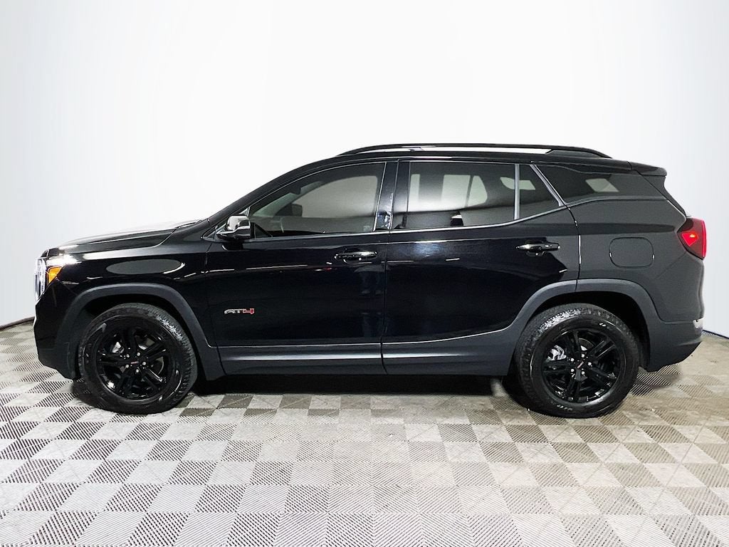 2024 GMC Terrain AT4