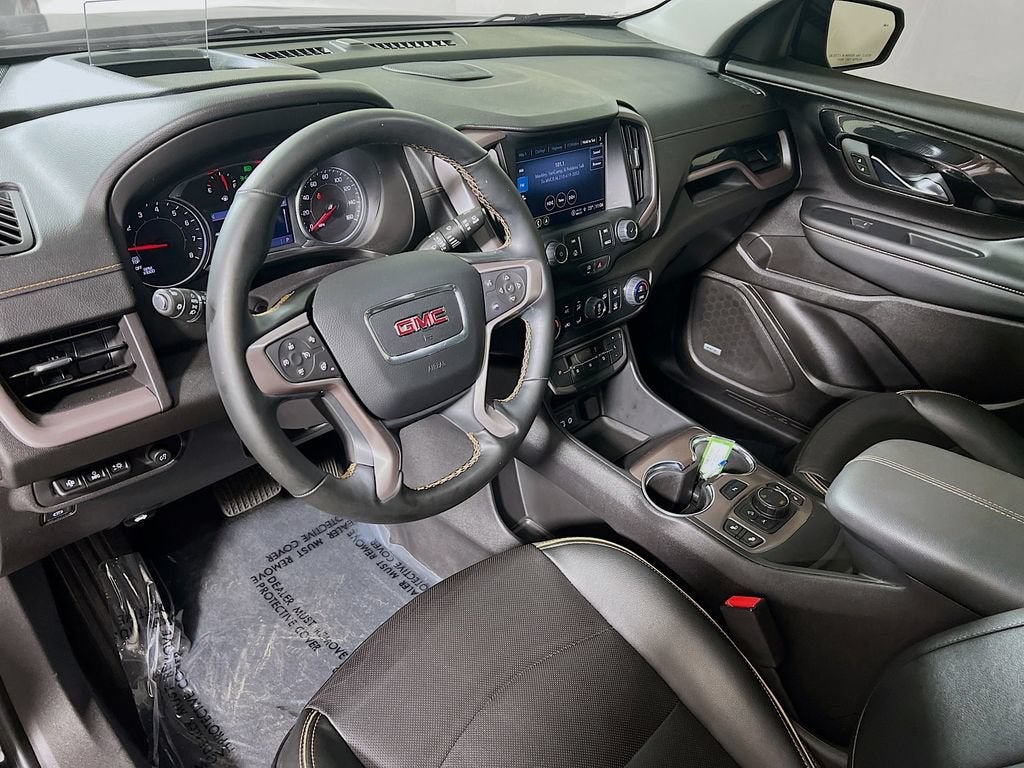 2024 GMC Terrain AT4