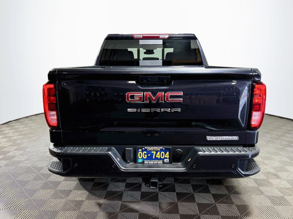 2025 GMC Sierra 1500 Elevation