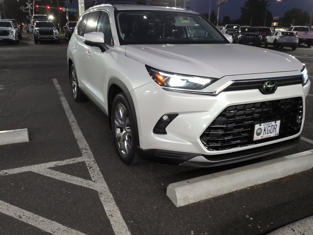 2024 Toyota Grand Highlander XLE