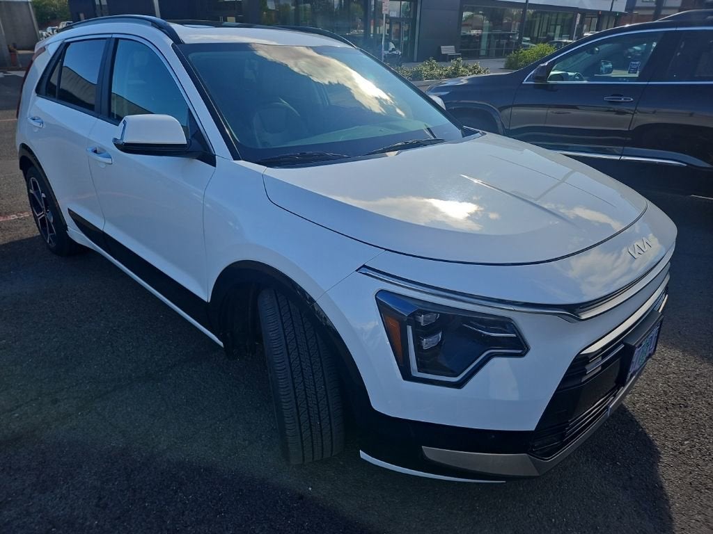 2023 Kia Niro SX Touring