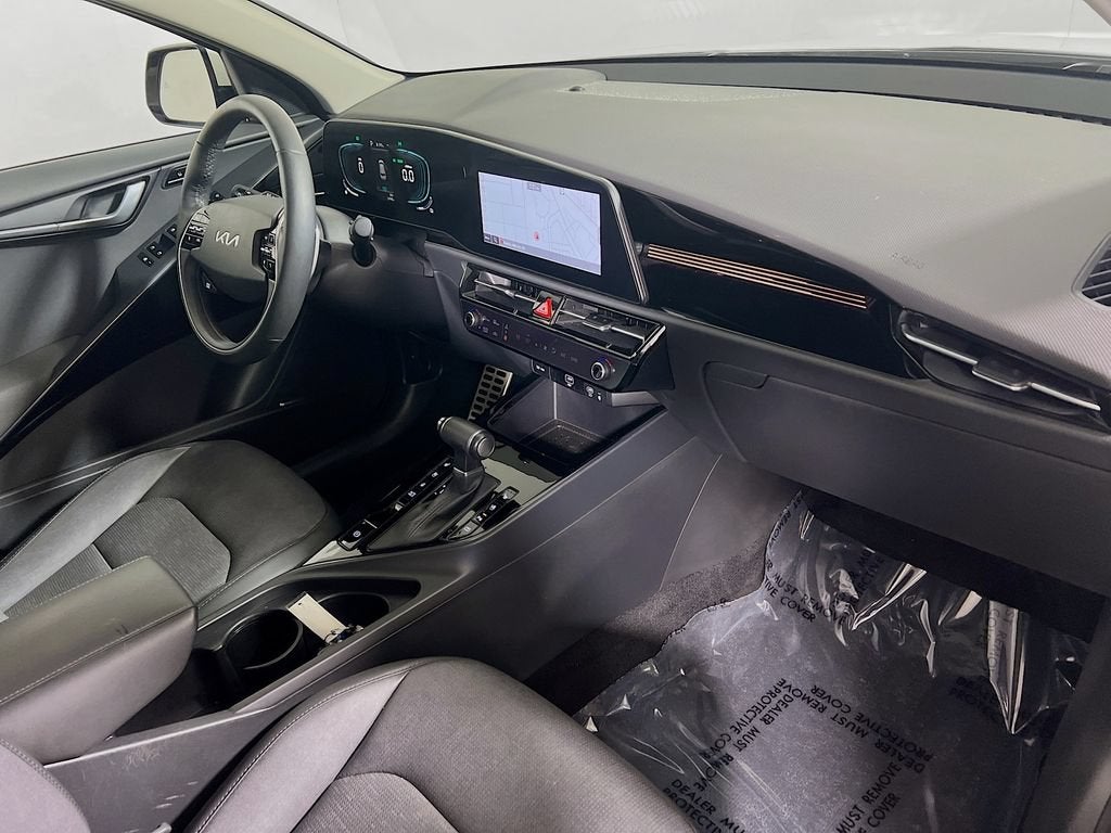 2023 Kia Niro SX Touring