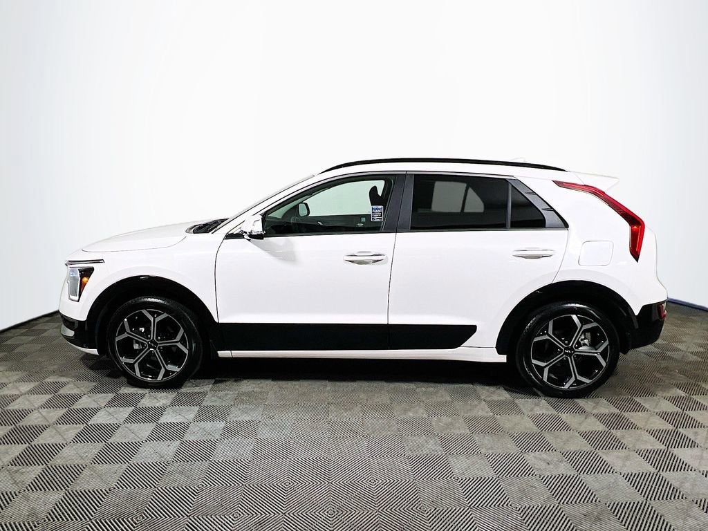 2023 Kia Niro SX Touring