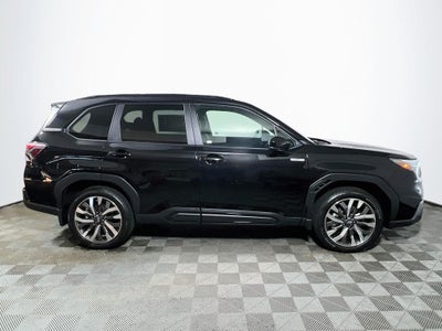 2026 Subaru FORESTER Touring Hybrid