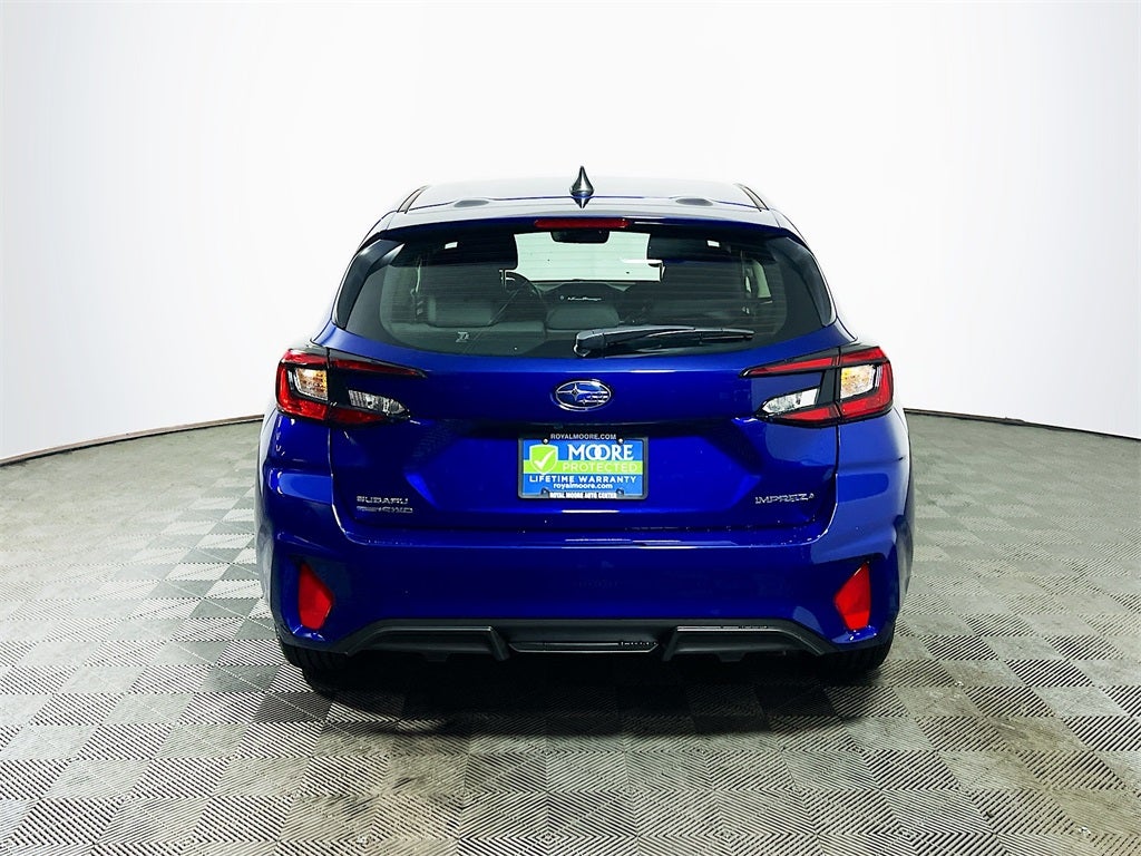 2025 Subaru IMPREZA Base