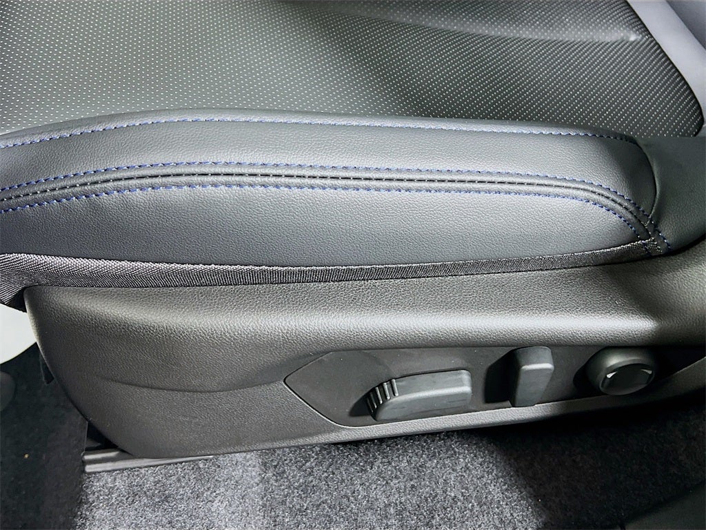 2025 Subaru FORESTER Limited Hybrid