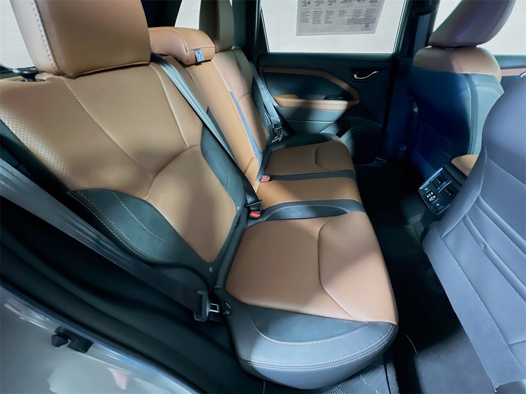 2025 Subaru FORESTER Touring Hybrid