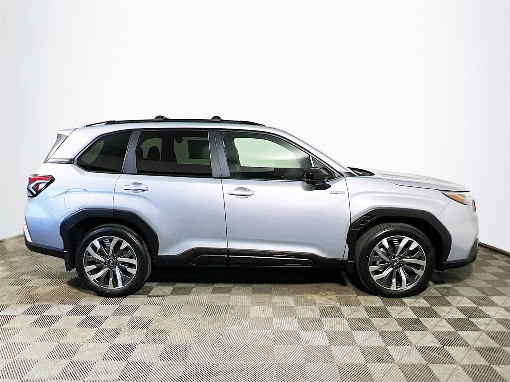 2025 Subaru FORESTER Touring Hybrid