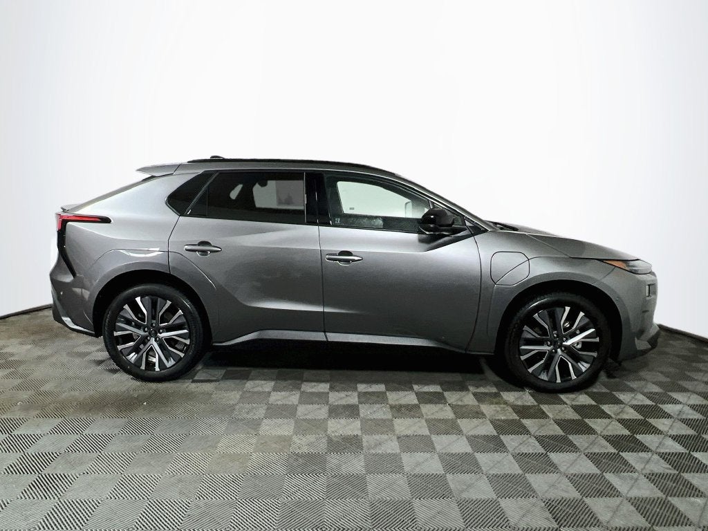 2027 Subaru SOLTERRA Limited XT