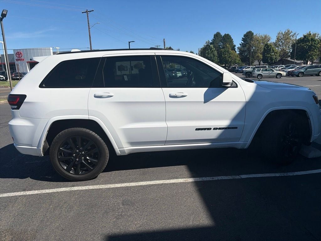 2020 Jeep Grand Cherokee Altitude