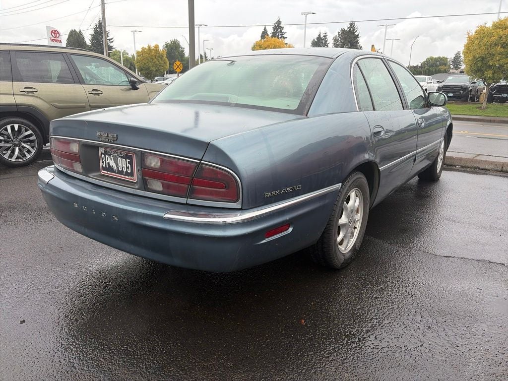2002 Buick Park Avenue Base