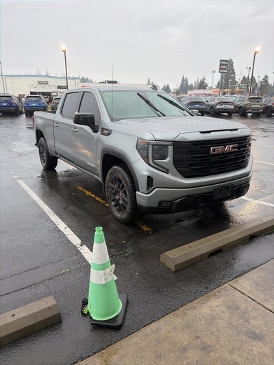2025 GMC Sierra 1500 Elevation