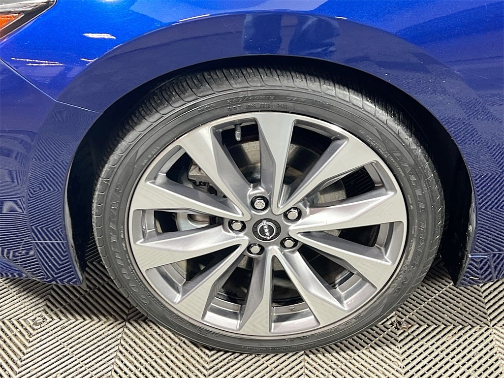 2023 Nissan Maxima Platinum