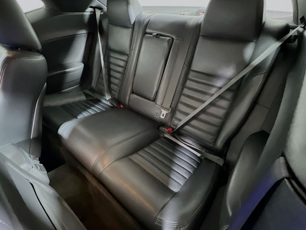 2013 Dodge Challenger SXT
