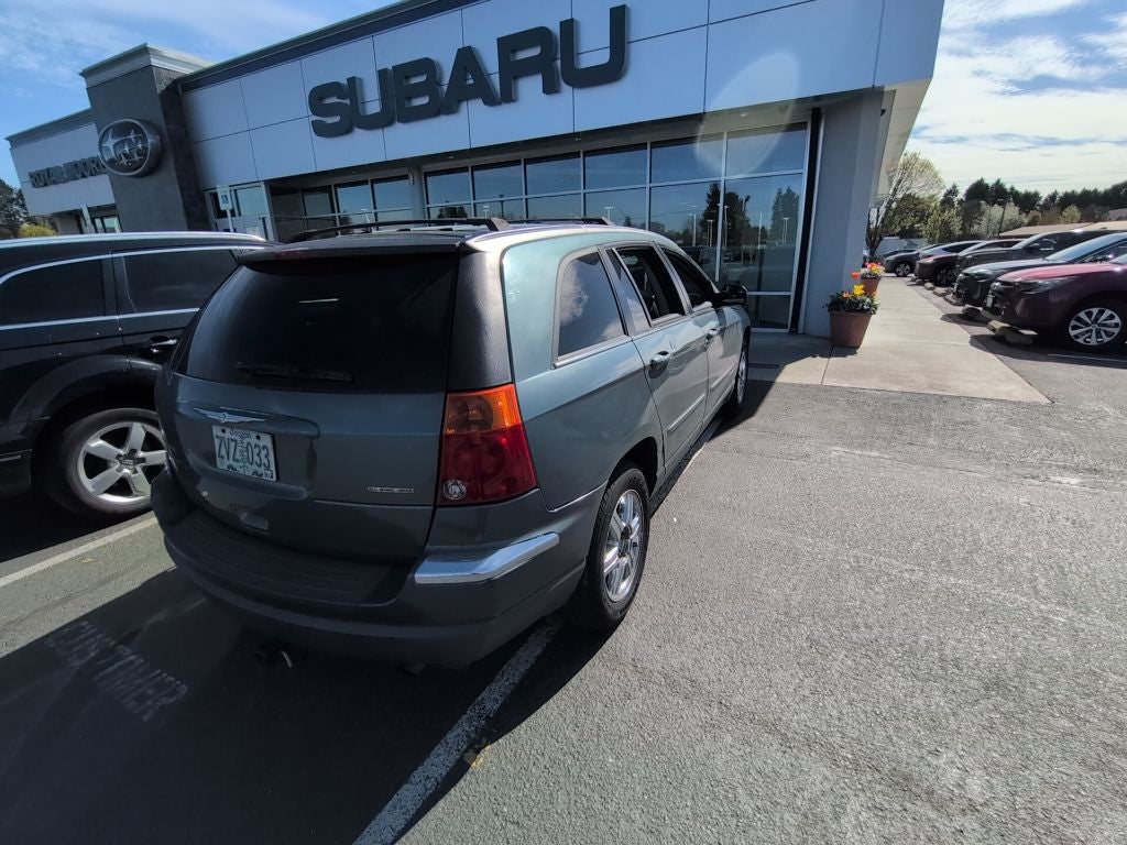 2004 Chrysler Pacifica Base