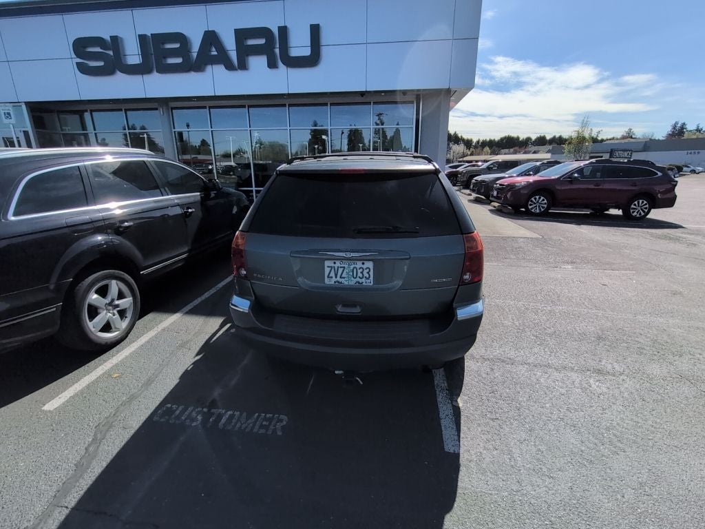 2004 Chrysler Pacifica Base