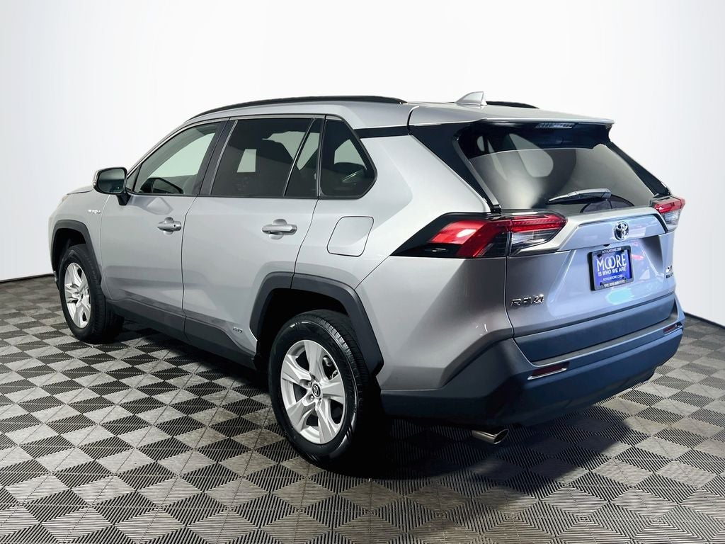2020 Toyota RAV4 Hybrid XLE