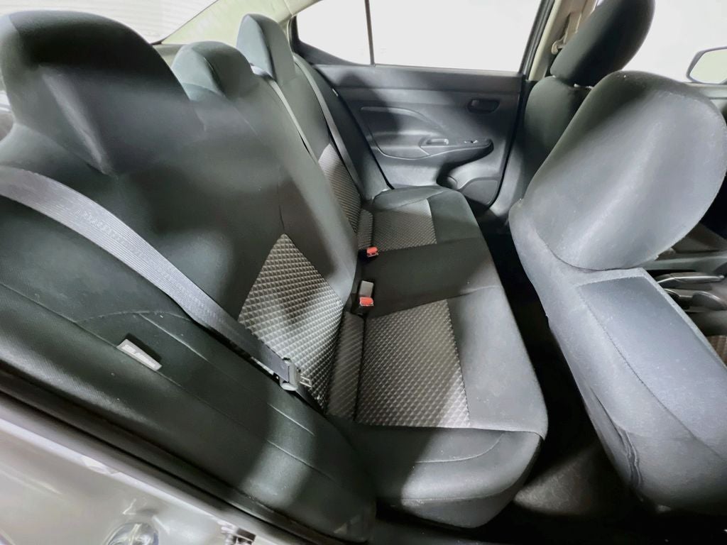 2023 Nissan Versa 1.6 S