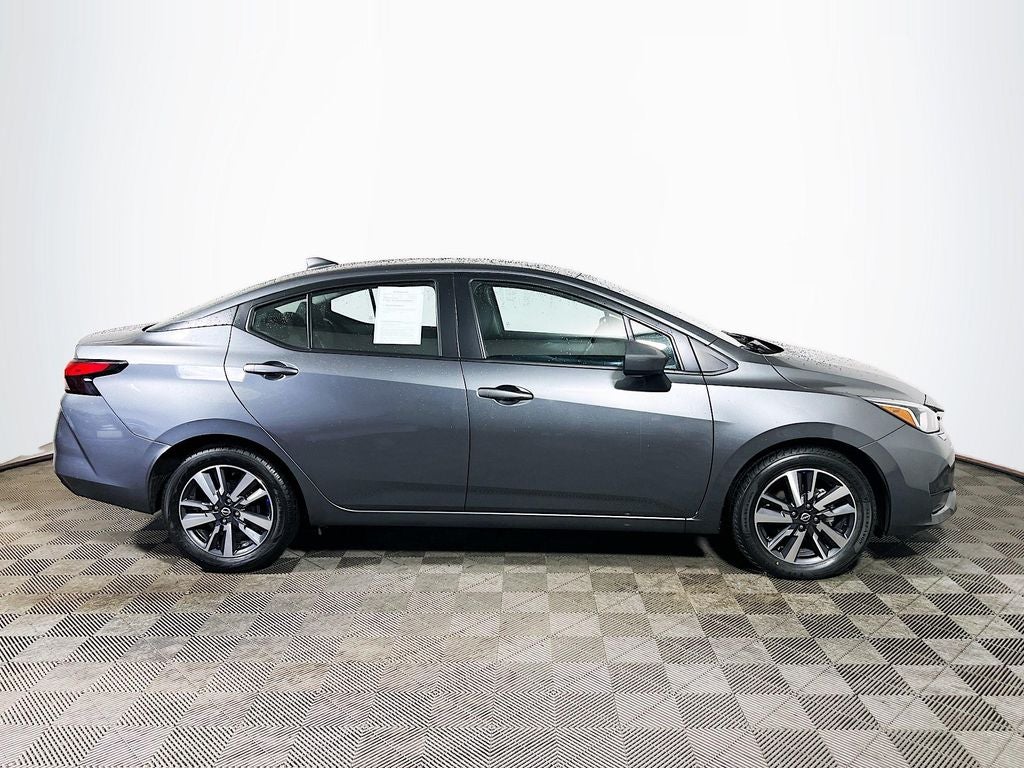 2024 Nissan Versa 1.6 SV