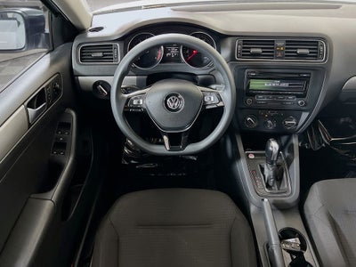 2015 Volkswagen Jetta 1.8T SE