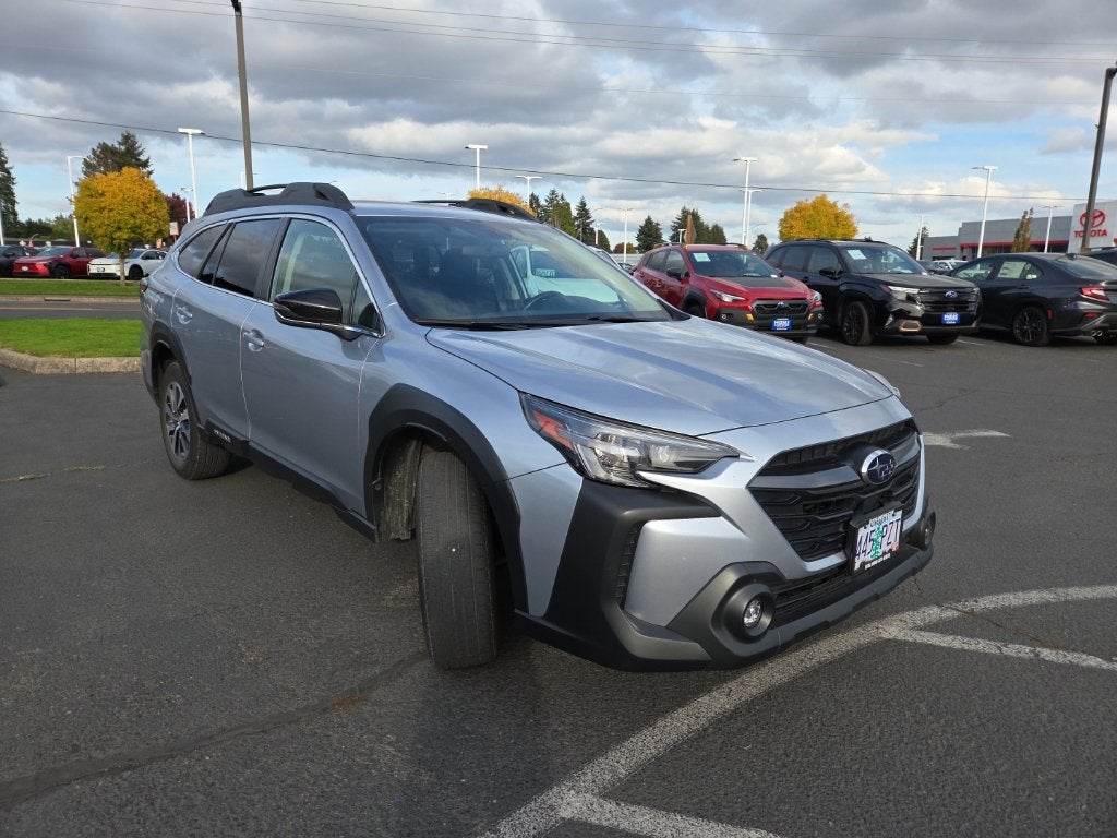 2025 Subaru Outback Premium