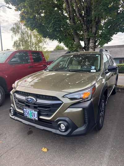 2025 Subaru Outback Premium