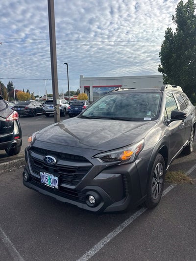 2025 Subaru Outback Premium