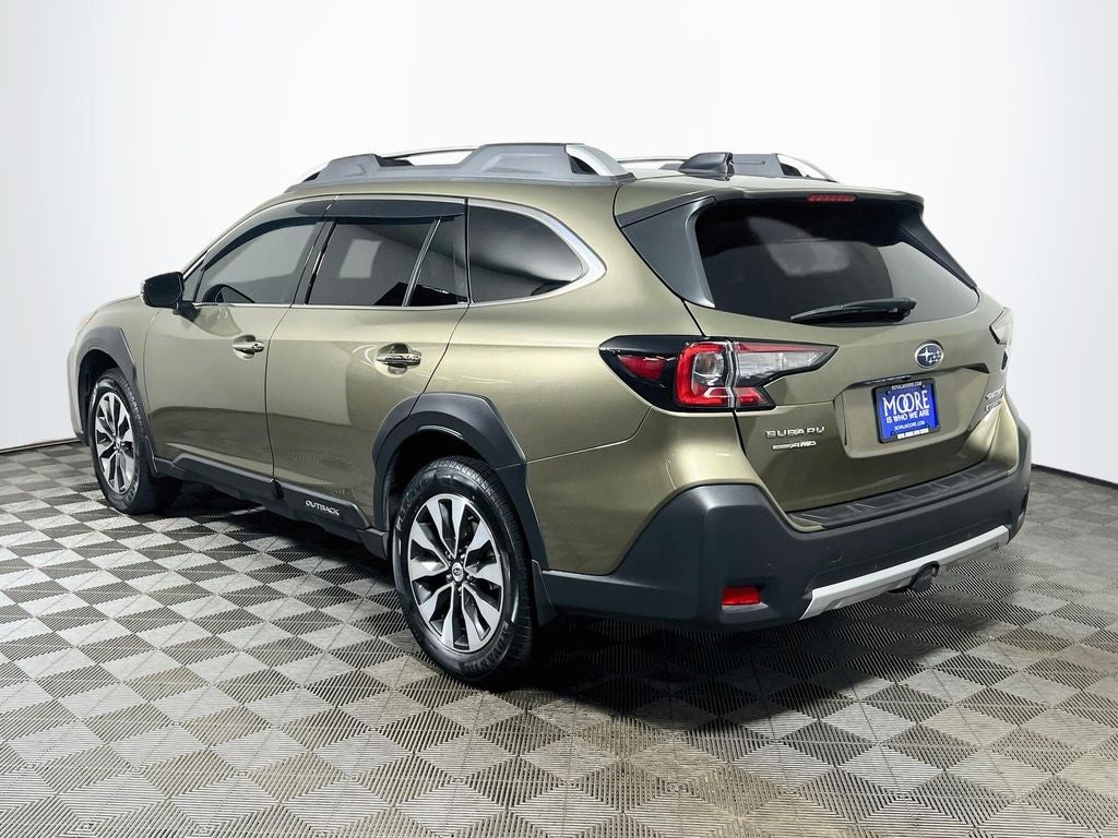 2025 Subaru Outback Touring XT