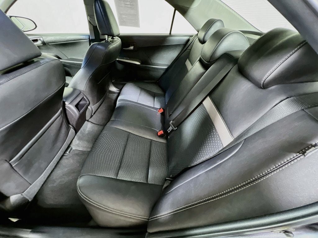2014 Toyota Camry SE