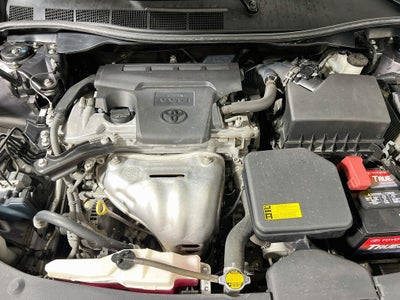 2014 Toyota Camry SE