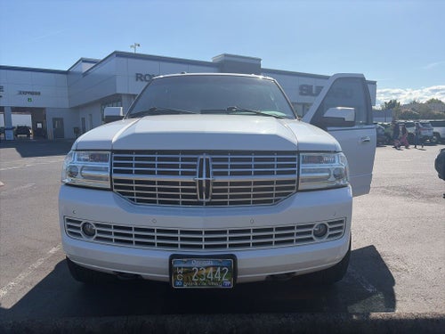 2011 Lincoln Navigator Base