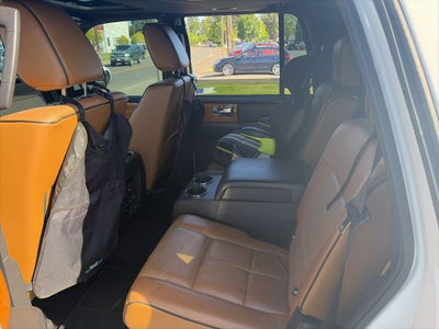 2011 Lincoln Navigator Base
