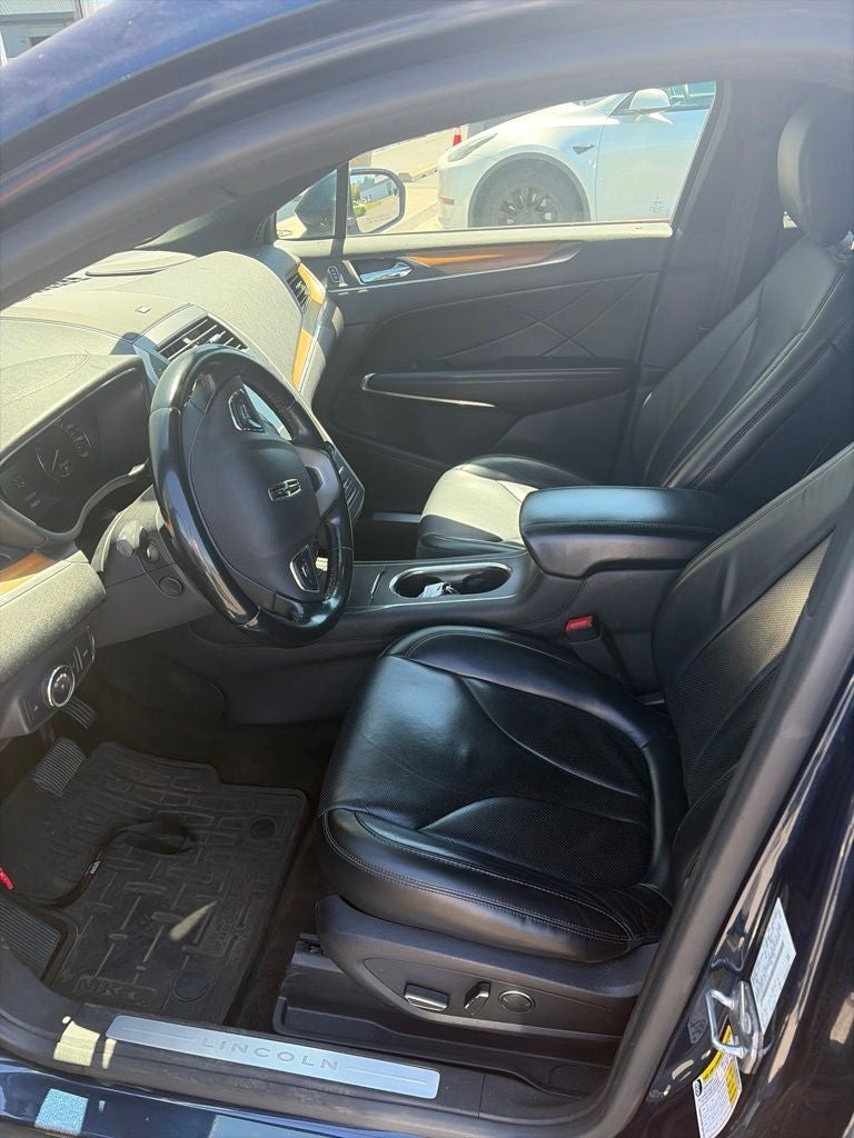 2015 Lincoln MKC Base