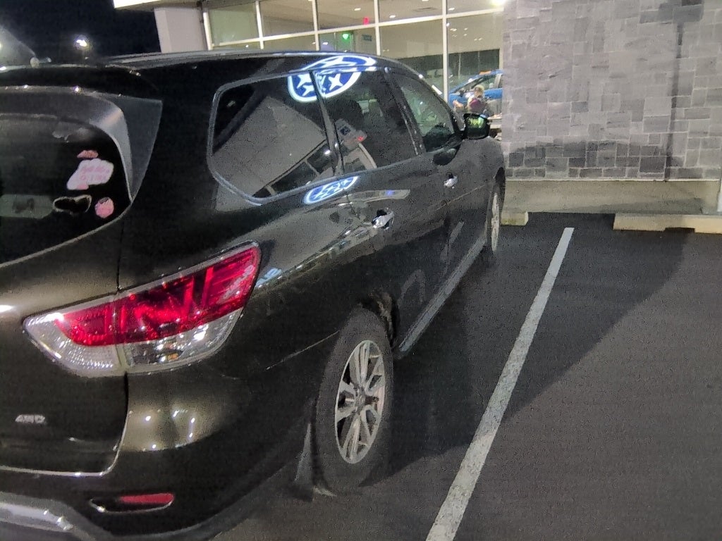 2015 Nissan Pathfinder S