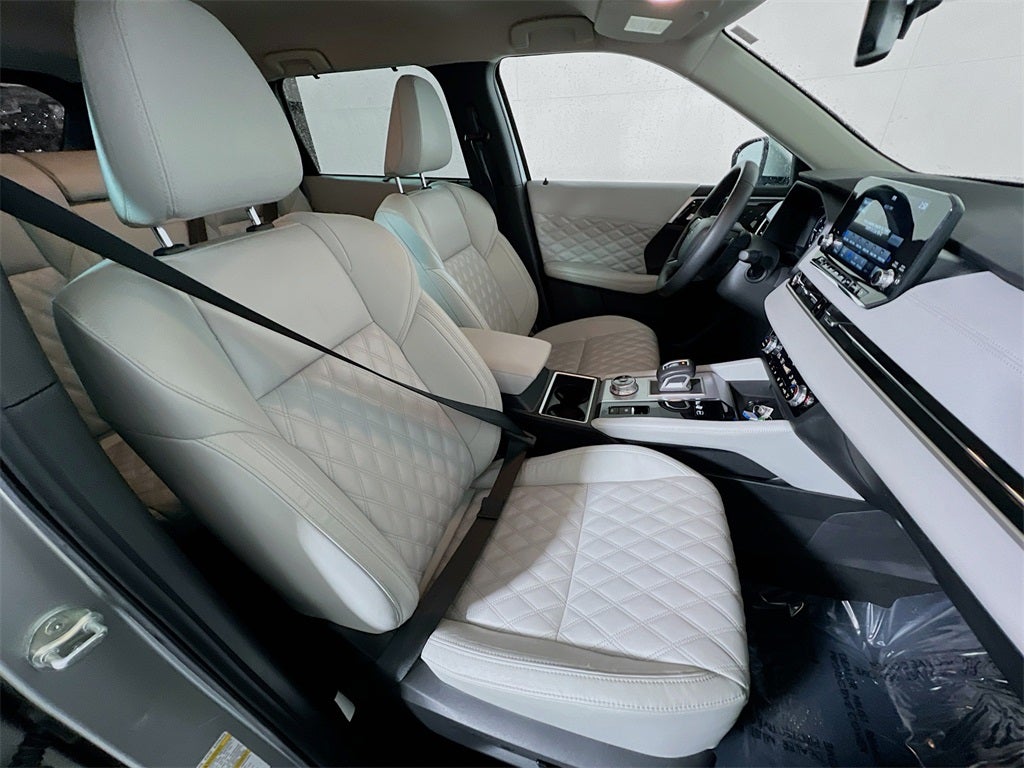 2023 Mitsubishi Outlander PHEV SEL